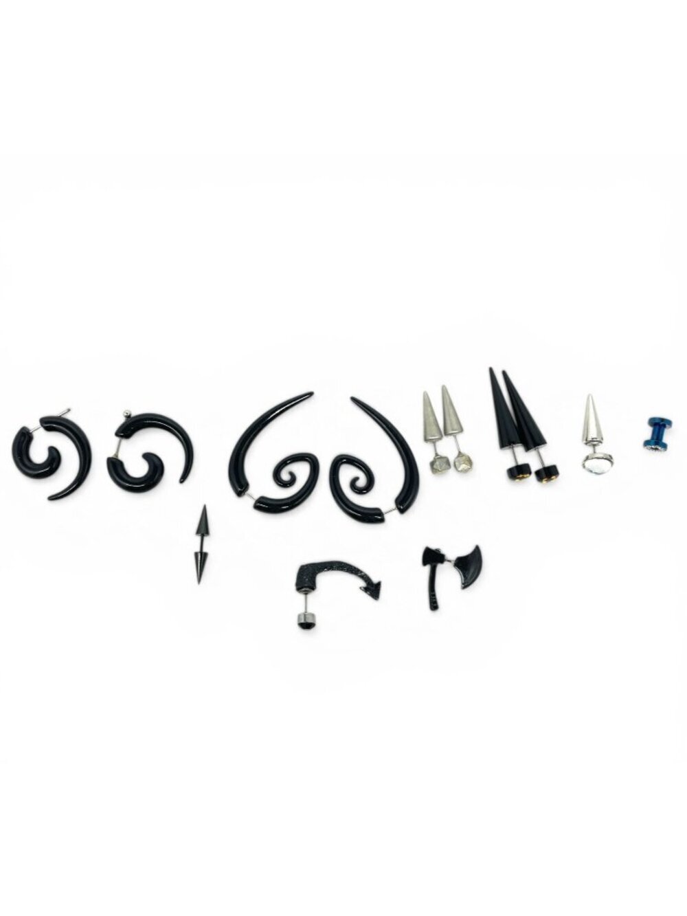 Mixed body jewelry bundle with a cyber / alt / faux gauge aesthetic ⚙️ Black